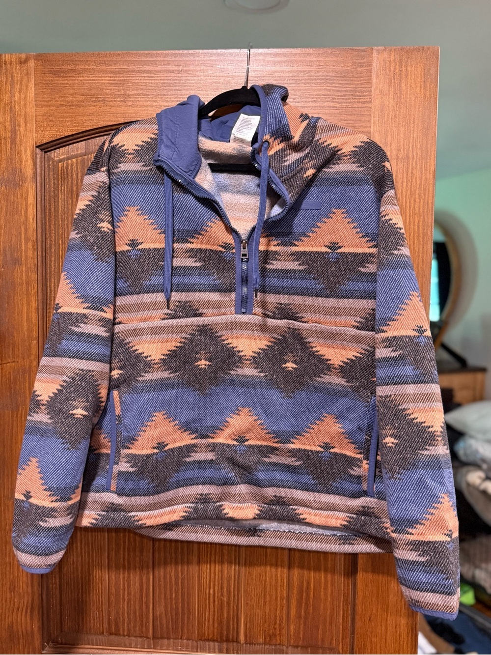 Cinch Women's Pullover Hoodie in Blue and Tan Aztec Print